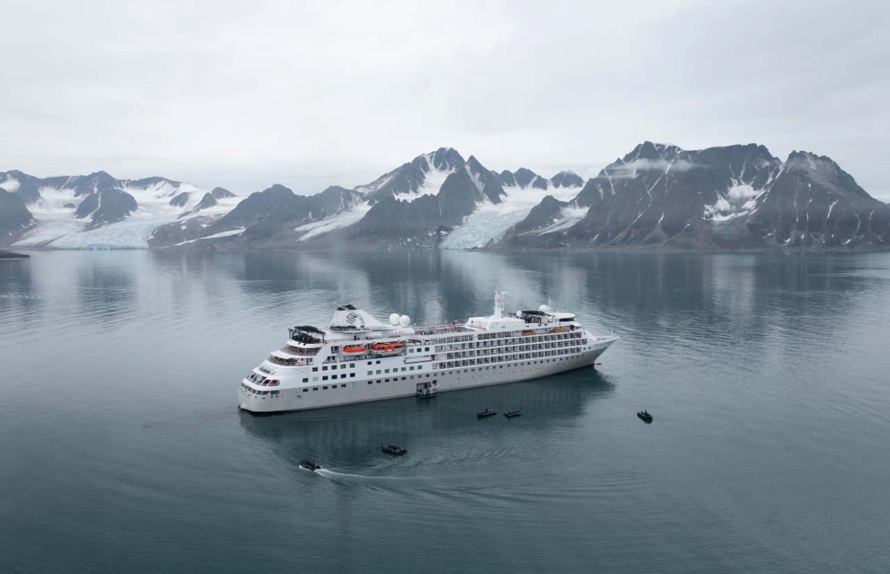 Silver Cloud in the polar ice